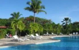 Studio Domaine de l'Anse Caritan les pieds dans l'eau