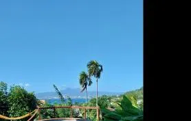 T3 rénové dans villa proche de la mer avec piscine spa et vue féérique