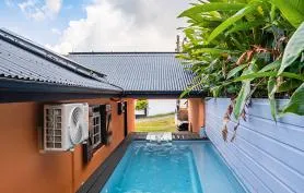 Villa Sofaia avec Piscine, vue mer et montagne (villasofaia.com)