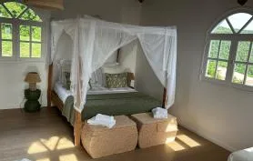 Villa Madi Dream. Vue de rêve, belle piscine, 3 ch 3 sdb 6/8 couchages