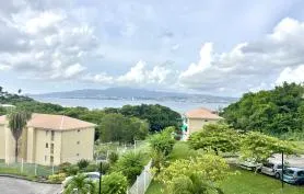 Appartement deux chambres, vue mer Trois Ilets Anse Mitan, proche plage