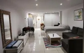 Studio, vue panoramique sur îles avoisinantes et Orient Beach Bay