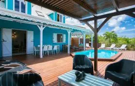 Villa Casabwa972, piscine privée, 200m de la plage, 4 chambres climatisées