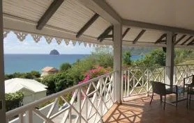 Villa avec vue mer et piscine à débordement