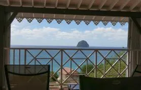 Villa avec vue mer et piscine à débordement