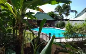 Gîtes** avec piscine et SPA à 900m de la plage sainte rose guadeloupe