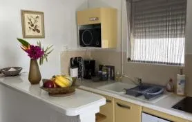 Bungalow chez Nine avec piscine 