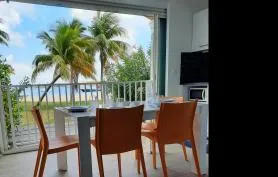 Appartement le flamboyant au bord de l'eau