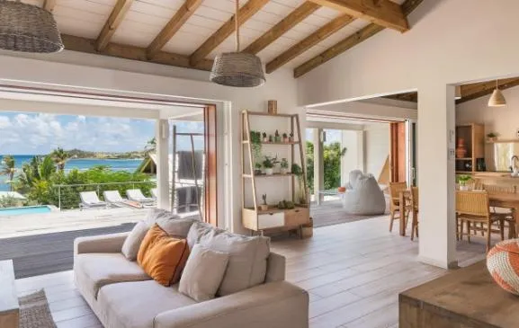 Villa vue mer avec piscine dans Résidence privée