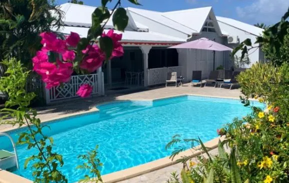 Villa avec piscine privée 4 chambres sur Saint-François
