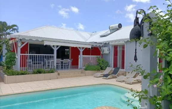 Villa avec piscine 