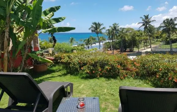 Villa à St François face à la mer 6/12 personnes