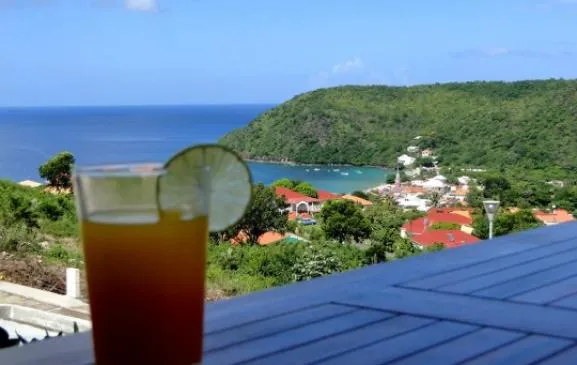 PROMO moyenne/longue Durée : STUDIO + Terrasse Vue mer proche plage- AU CALME