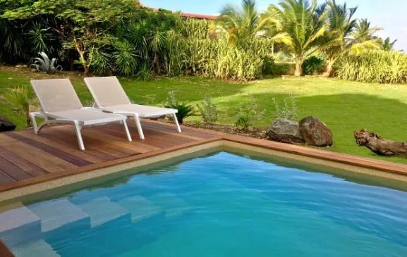 Villa 2-4 personnes avec piscine, classée 4 étoiles, splendide vue mer !