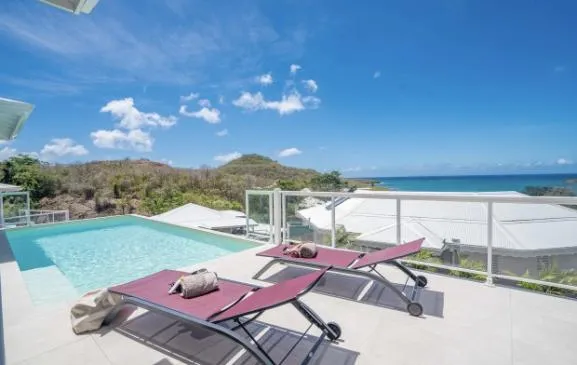 Villa 3ch, piscine, magnifique vue sur la baie du Diamant