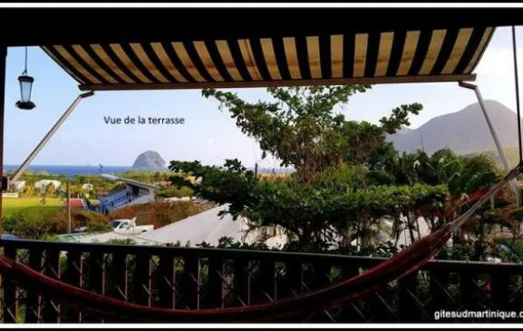 Gîte Sud Martinique avec vue Mer et piscine