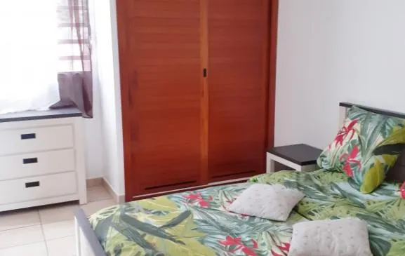 Appartement cosy dans résidence avec piscine