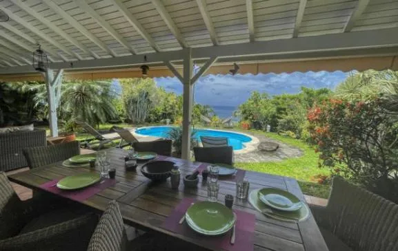 Villa de charme, sans vis à vis , large vue mer