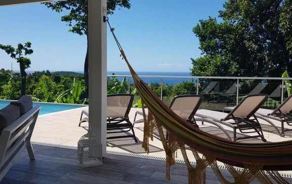 La Vi la Bèl, vue mer piscine au sel