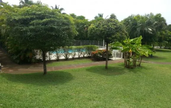 Appartement Bougainvillier standing dans résidence sécurisée avec piscine