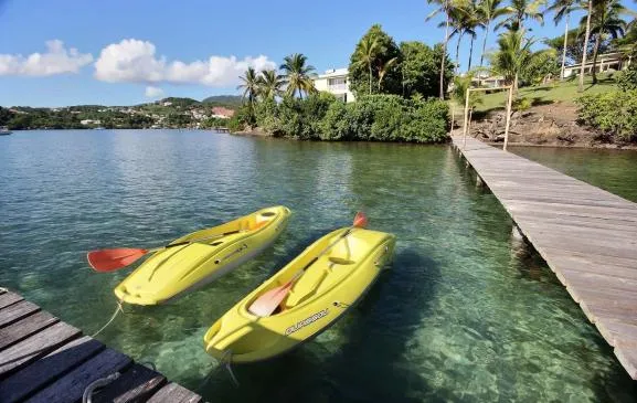 Villa avec piscine, plage 100m