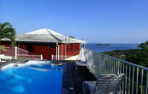 Villa 3 étoiles avec piscine vue mer à louer