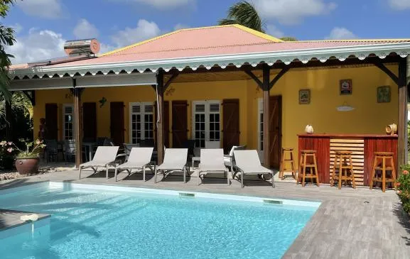 Villa créole avec piscine privative