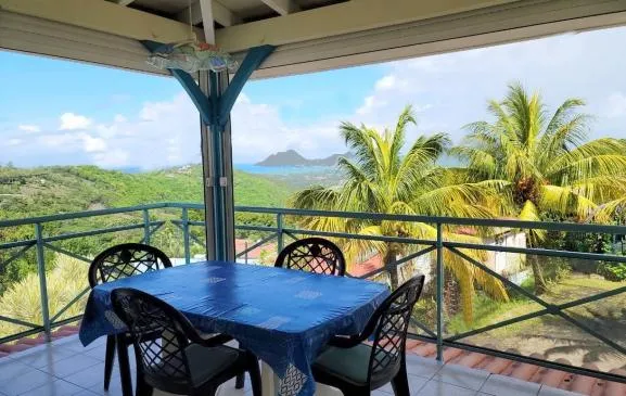 Appartement Jasmin avec vue mer et piscine vue 