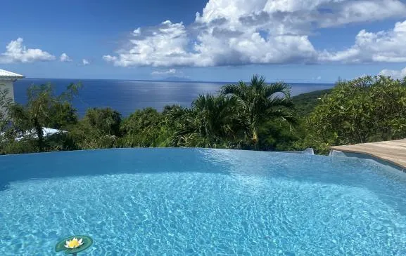 Vue sur la mer des Caraîbes