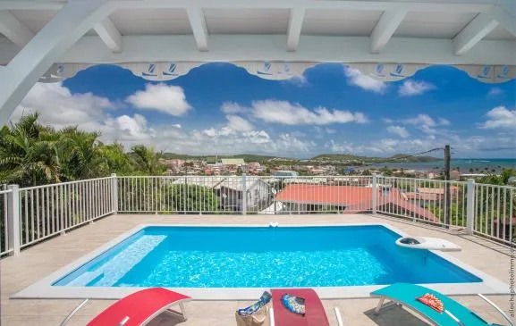 Villa KAY COCO avec piscine privée et vue mer, confort et authenticité