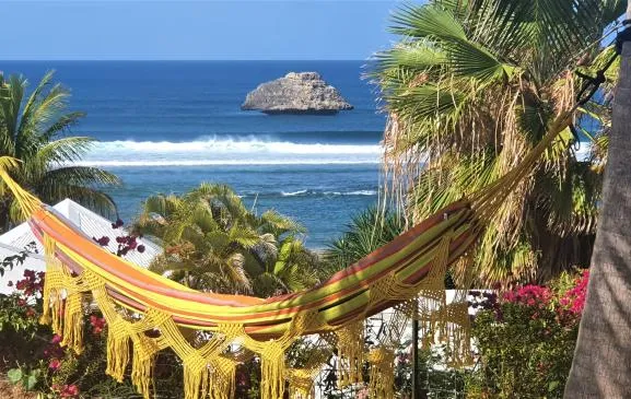 Villa Moana, vue sur l'océan, piscine, cocoteraie, accès direct à la plage