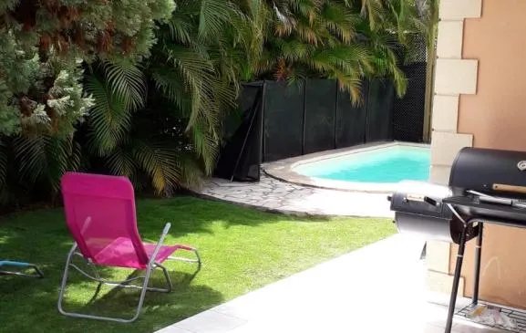 Villa hibiscus et colibris 3 chambres climatisées (6 pers), piscine privée et jacuzzi