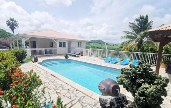 Villa à Sainte Anne avec piscine privée 3 à 5 chambres