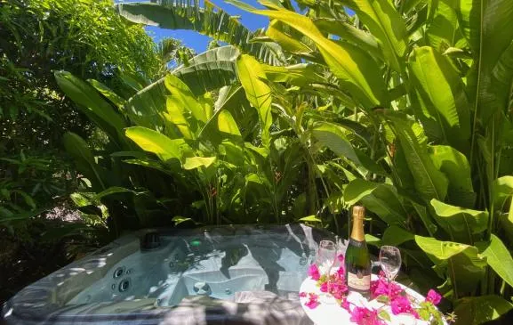 BUNGALOW KAZANANAS AVEC SPA PRIVATIF 