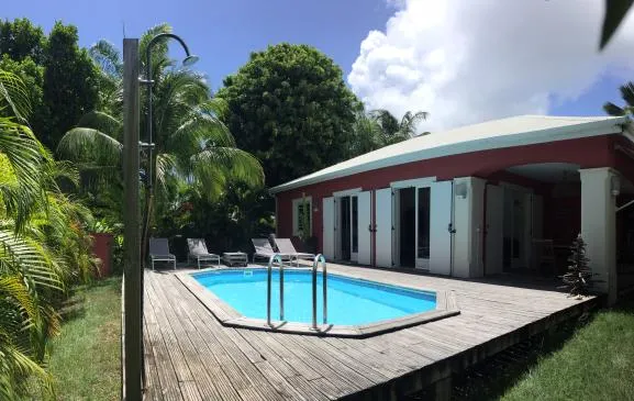 Villa La Désirade 4/5p à 50 m de la plage