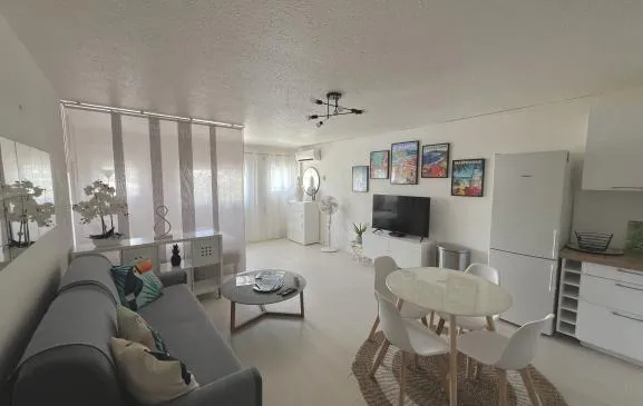 Studio Pineapple (2 personnes) résidence à 150m de la plage