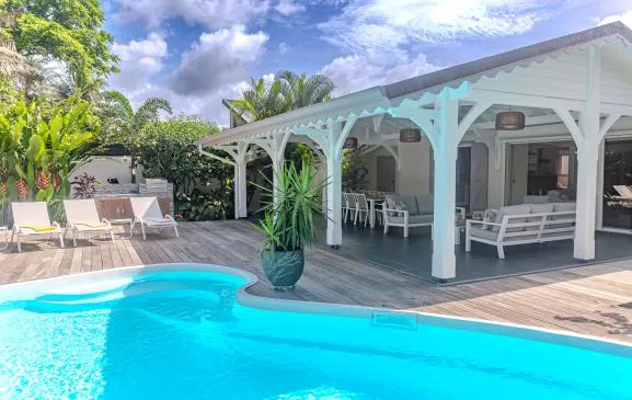 Villa La Case Belle Rivière avec piscine privée et accès à la rivière