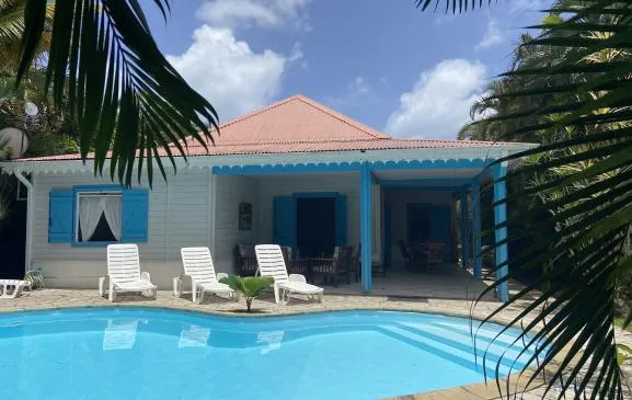 Villa créole typique avec piscine privative