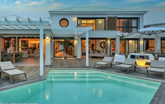 Villa 3 suites avec piscine privée 