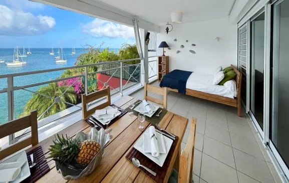 La Mer Dorée, appartement avec la vue époustouflante, devant la mer