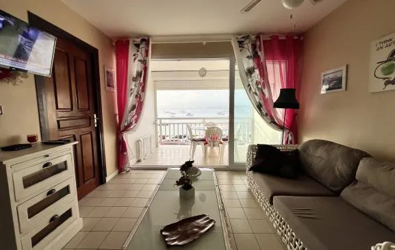 Appartement Villa Manka  'les pieds dans l'eau'