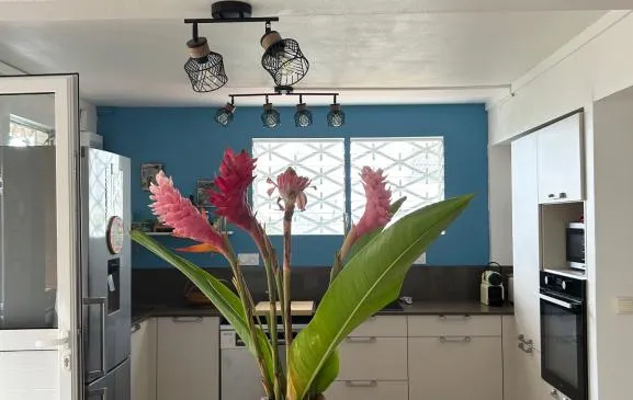 Appartement Bougainvillier dans villa à l'Anse à l'Ane