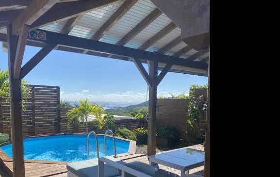 Bungalow Cosy avec vue mer et piscine privative 