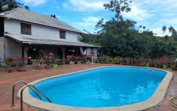 VILLA LA SIMON avec piscine 