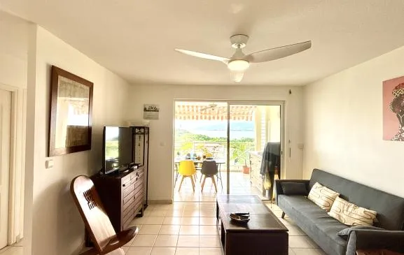 Appartement deux chambres, vue mer Trois Ilets Anse Mitan, proche plage