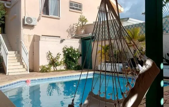 VILLA BORD DE MER 