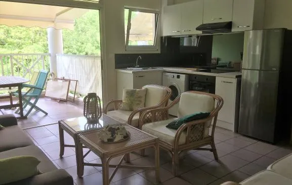 Kay ' Tropikal - Duplex Spacieux 7 Pers – Grande Piscine & Plage à pied au Diamant